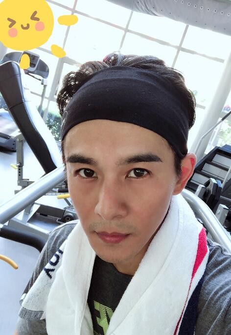 乔振宇素颜生活照