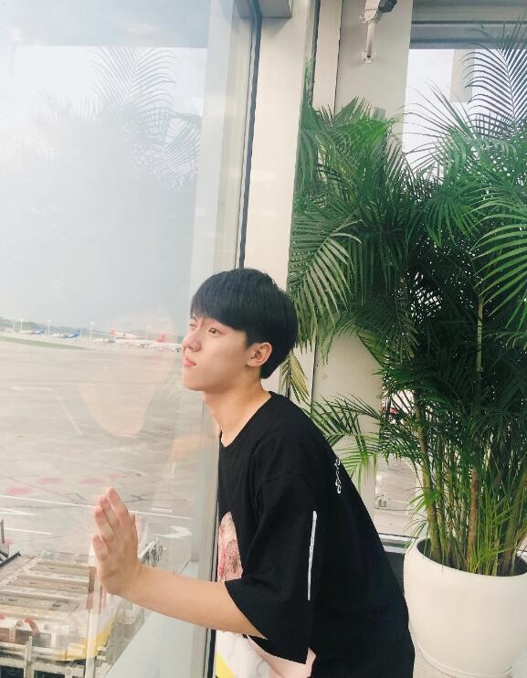 《小欢喜》方一凡是谁扮演的？《小欢喜》方一凡扮演者周奇个人资料、写真生活照