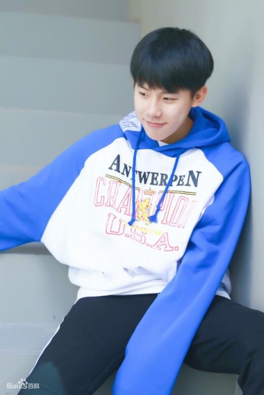 《小欢喜》方一凡是谁扮演的？《小欢喜》方一凡扮演者周奇个人资料、写真生活照