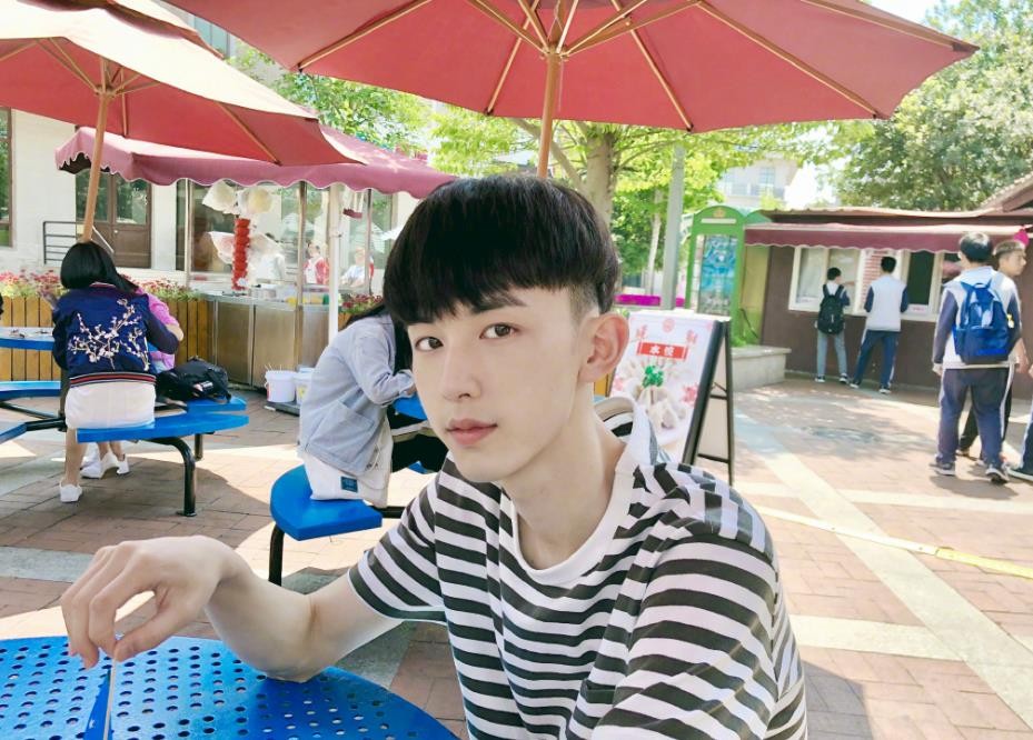 少年派钱三一是谁饰演的？钱三一扮演者郭俊辰个人资料、写真及生活照欣赏
