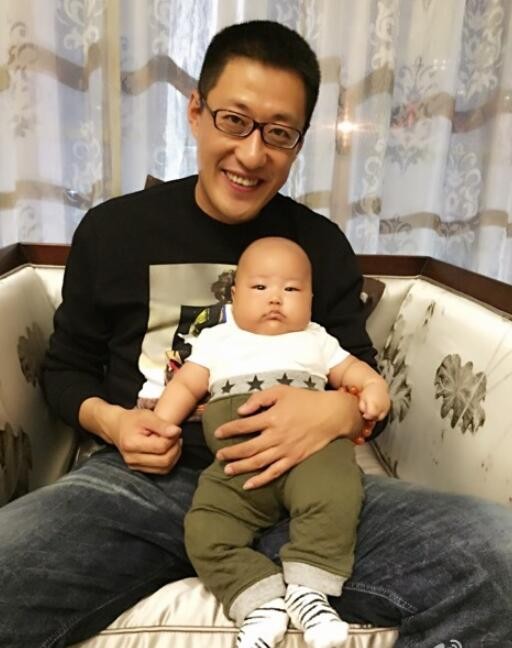 于震亲子照