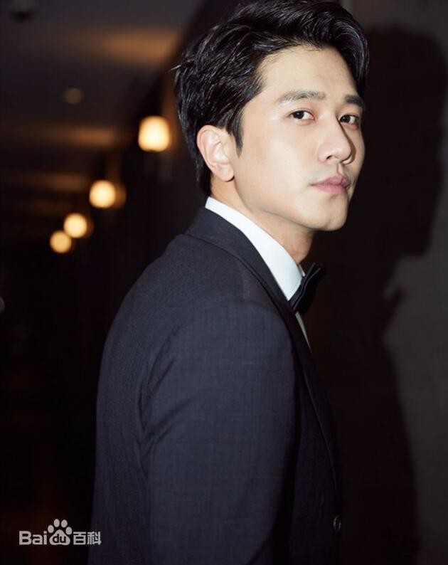 《女人帮妞儿》剧照《因为爱情有奇迹》剧照生活照帅气写真彭冠英图片