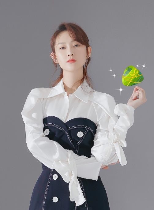 李昕岳个人写真