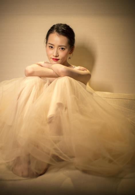 流淌的美好时光郝湉是谁饰演的？郝湉扮演者柴碧云个人资料、写真及生活照欣赏