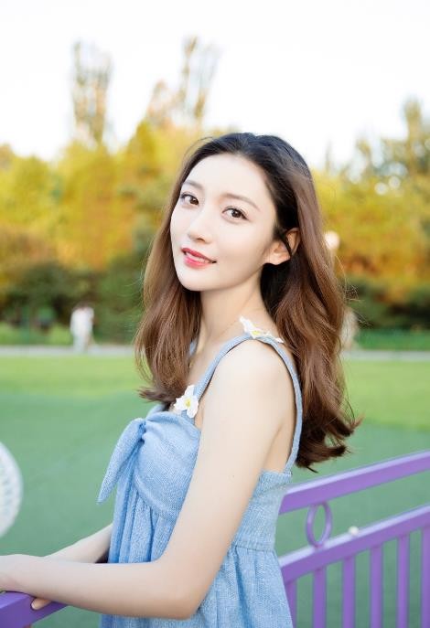 韩沐依户外写真
