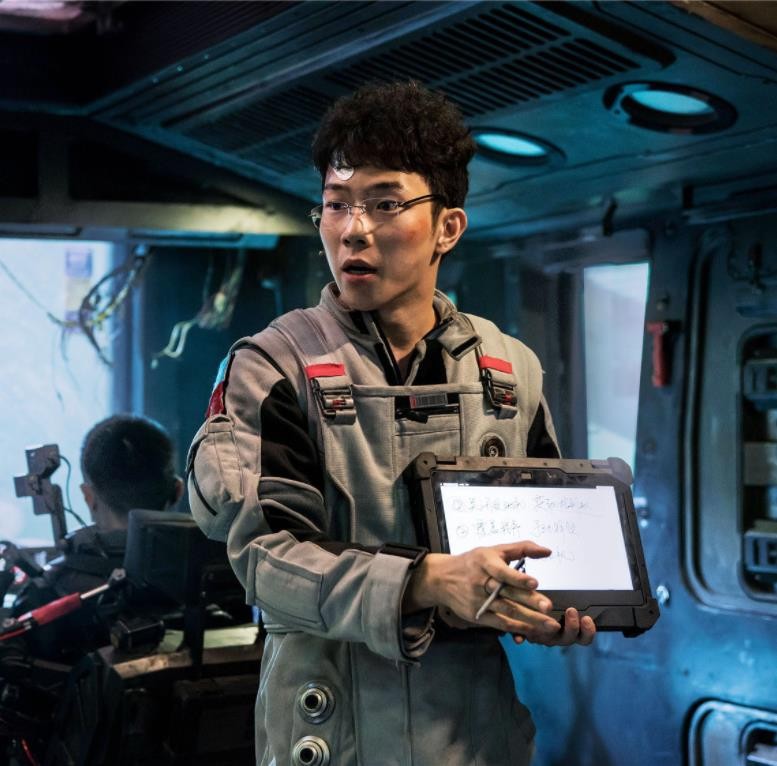 《流浪地球》剧照