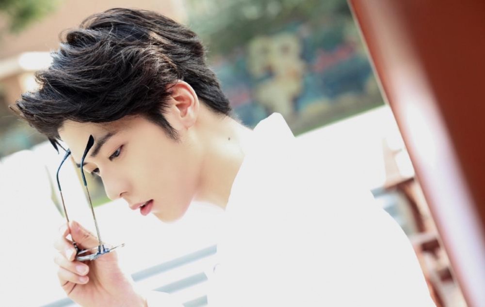 秦子墨个人资料简介 秦子墨个人帅气写真