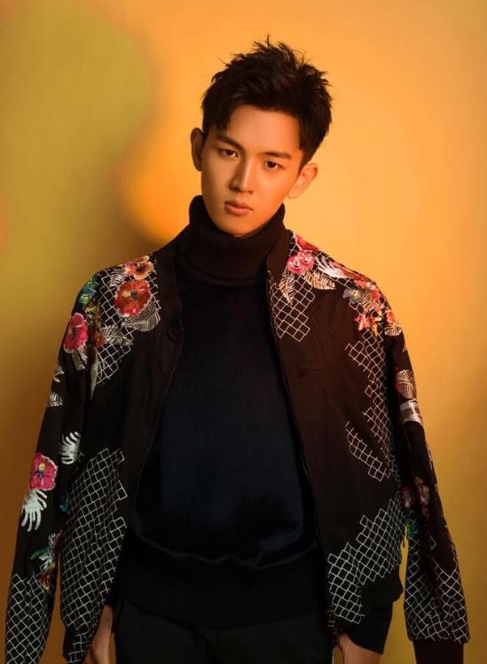 范津玮帅气写真