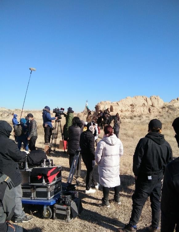 萍踪侠影片场照