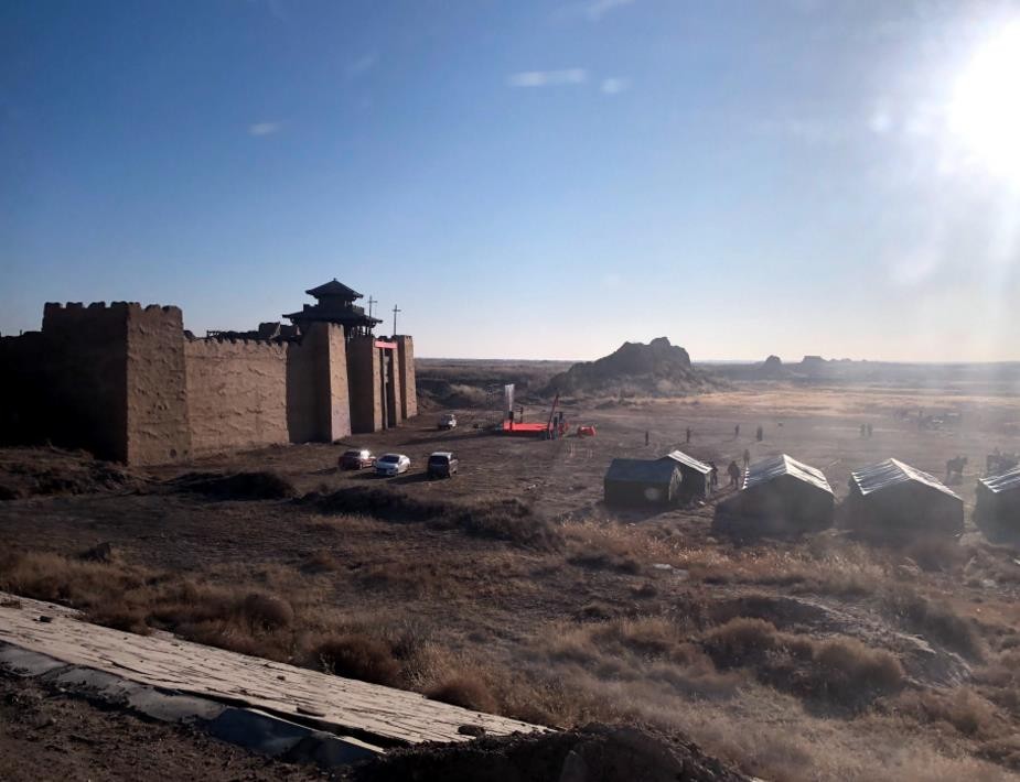 萍踪侠影片场照