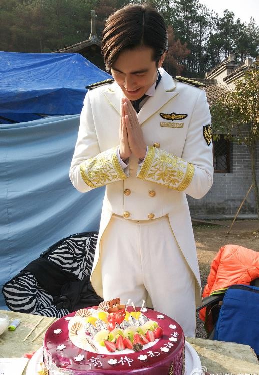 高伟光幕后片场照