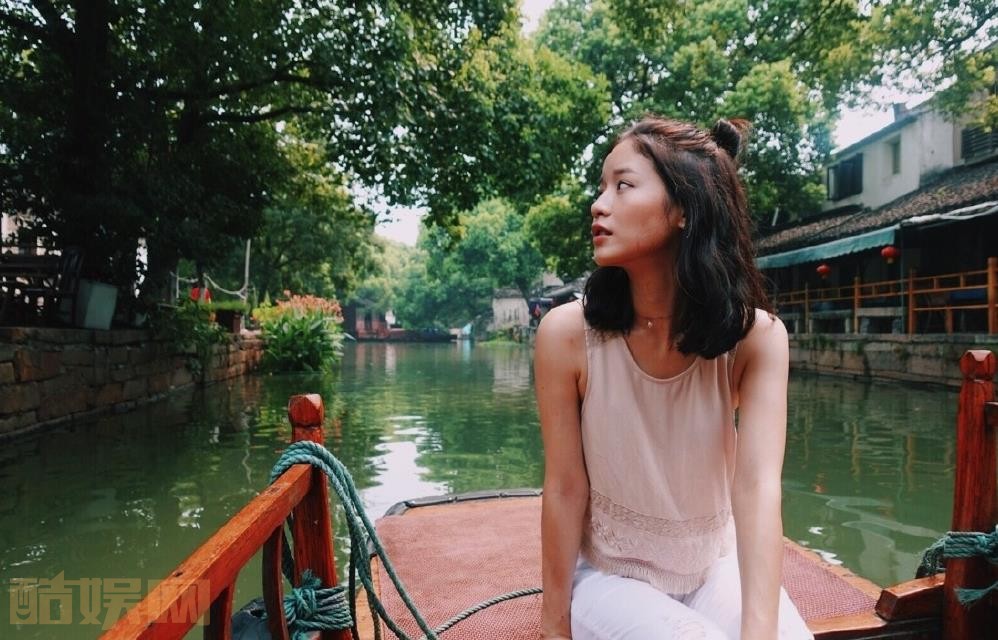 袁子芸户外写真