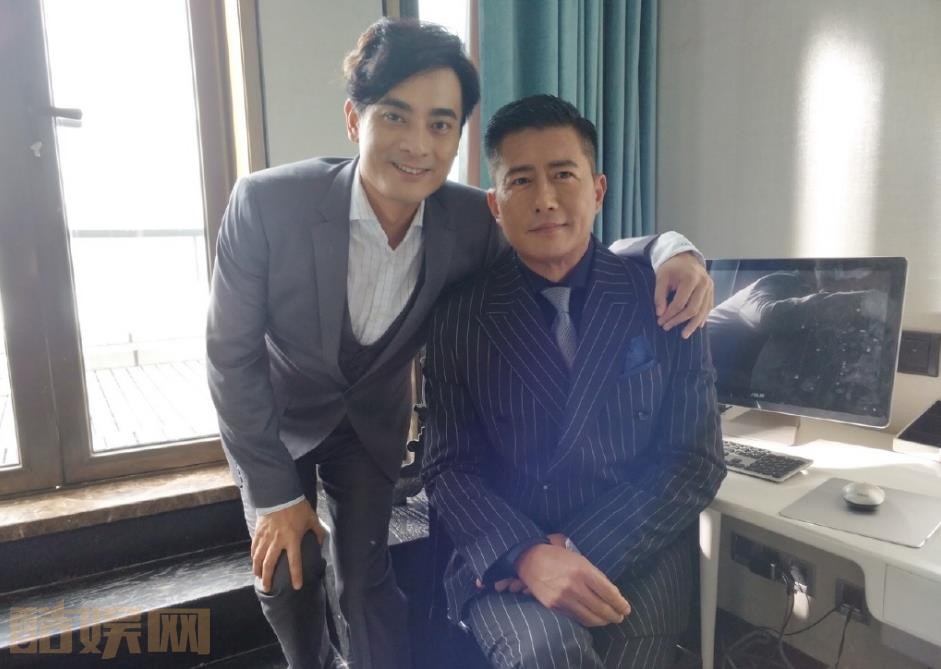 高曙光与人合照