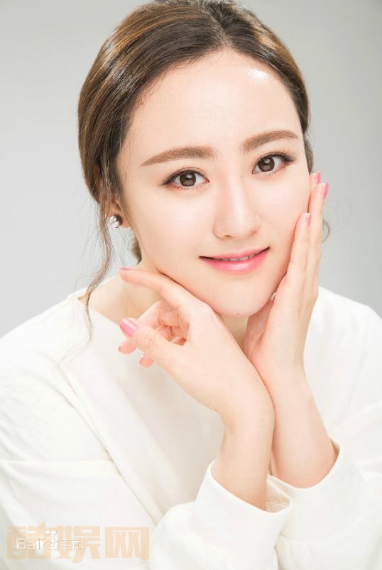 马程程甜美写真