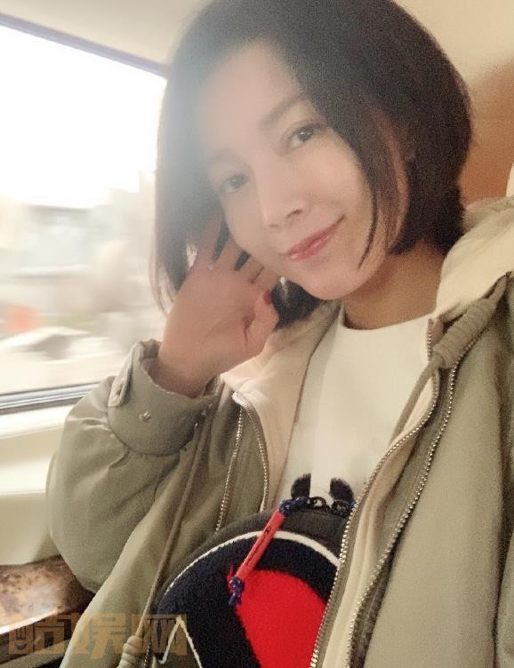 刘敏素颜生活照