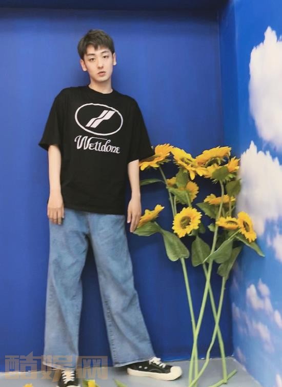 向昊街拍写真