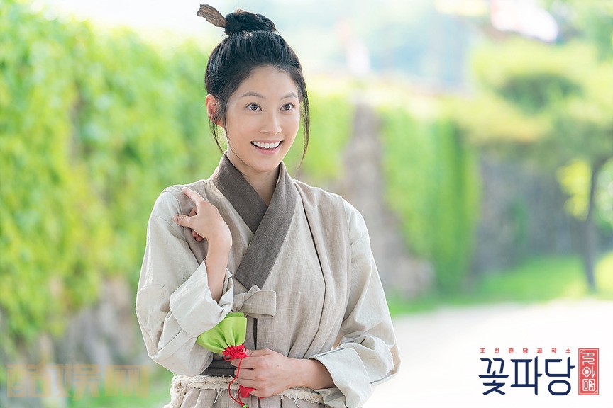 花党朝鲜婚姻介绍所剧情介绍 花党朝鲜婚姻介绍所剧照