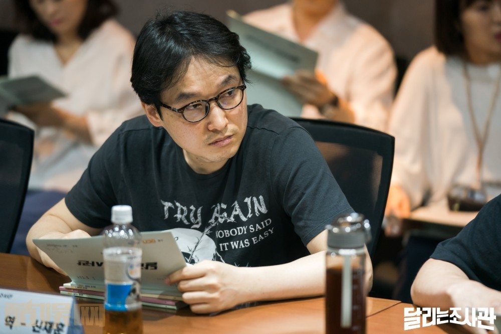 奔跑的调查官片场照