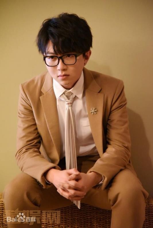 毛不易帅气写真