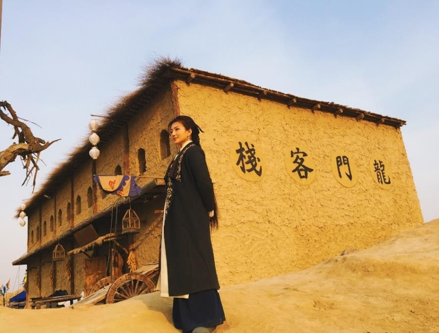 白卉子片场照
