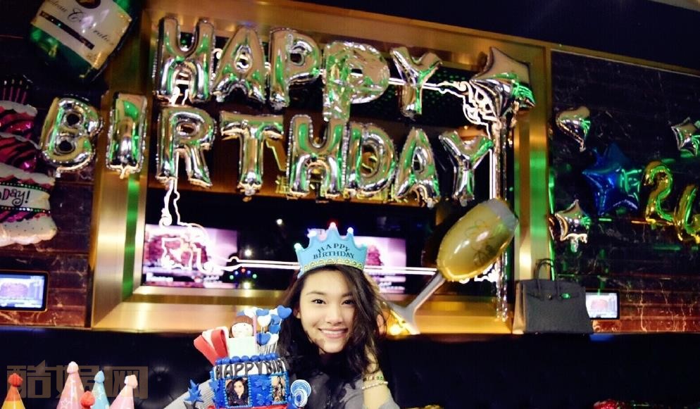 王嘉宁生日照