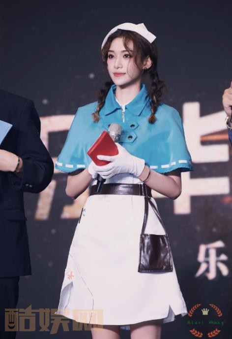 王嘉宁活动照