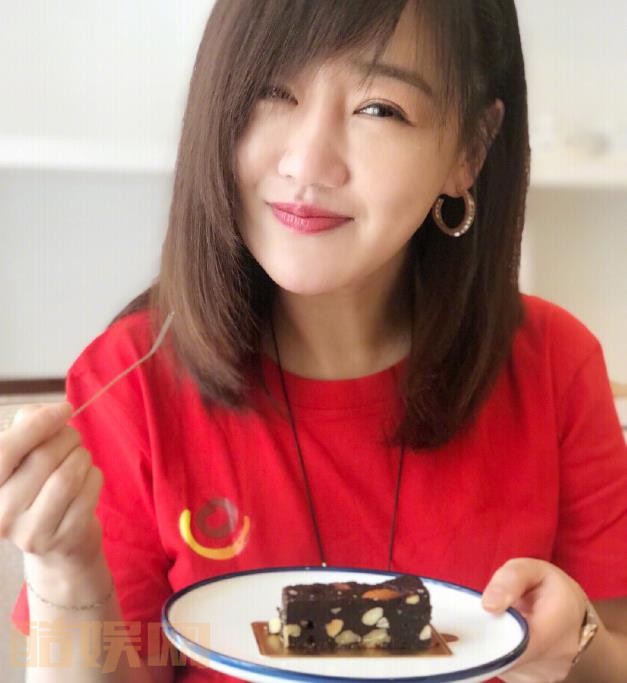 薛佳凝摆拍合集