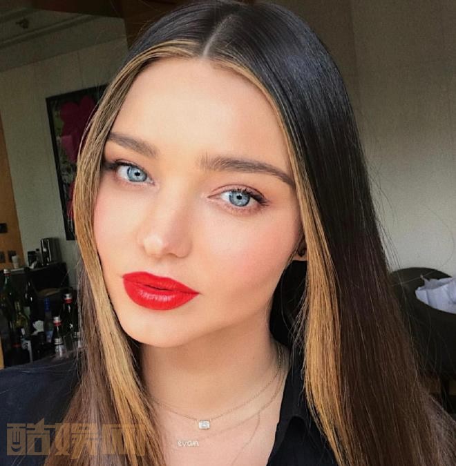 米兰达可儿自拍照