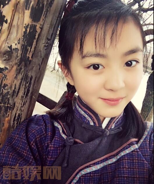 郜思雯幕后片场照
