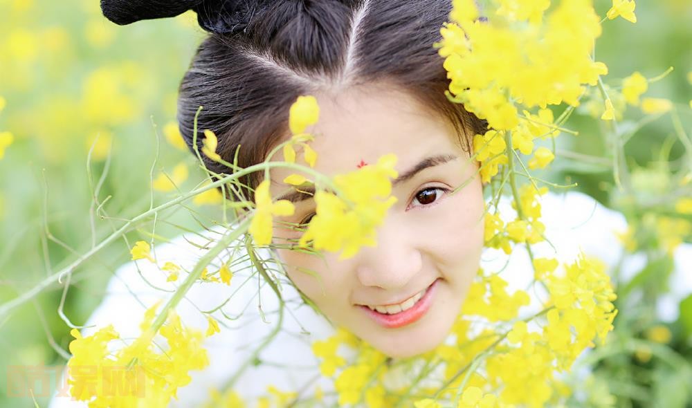 方慧户外写真