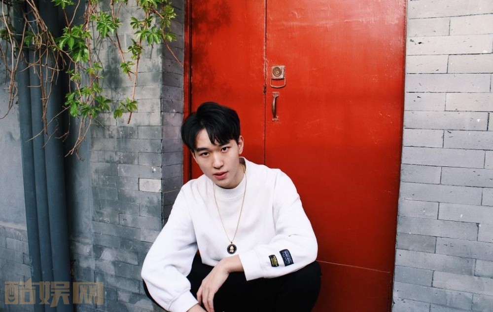 王楚渝户外写真