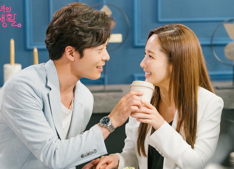 金材昱个人资料简介 金材昱《她的私生活》剧照