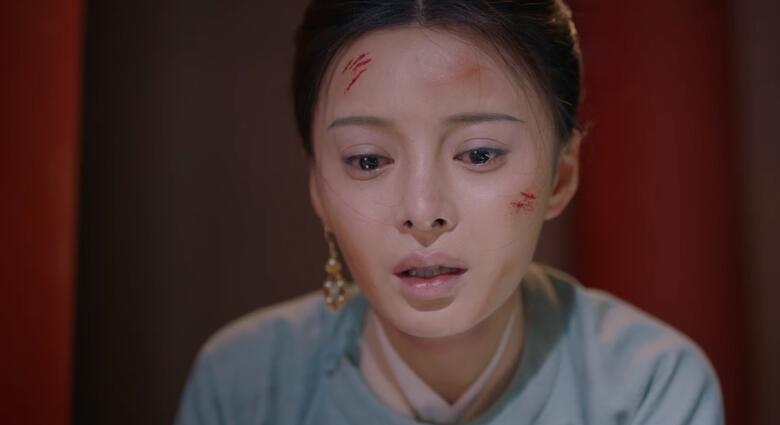 《鹤唳华亭》吴内人和张尚服是什么关系？张尚服为什么不肯说出真相？