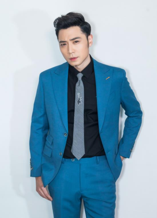 桑茗胜个人写真