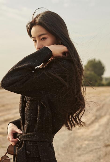 陈子蜜秋装写真