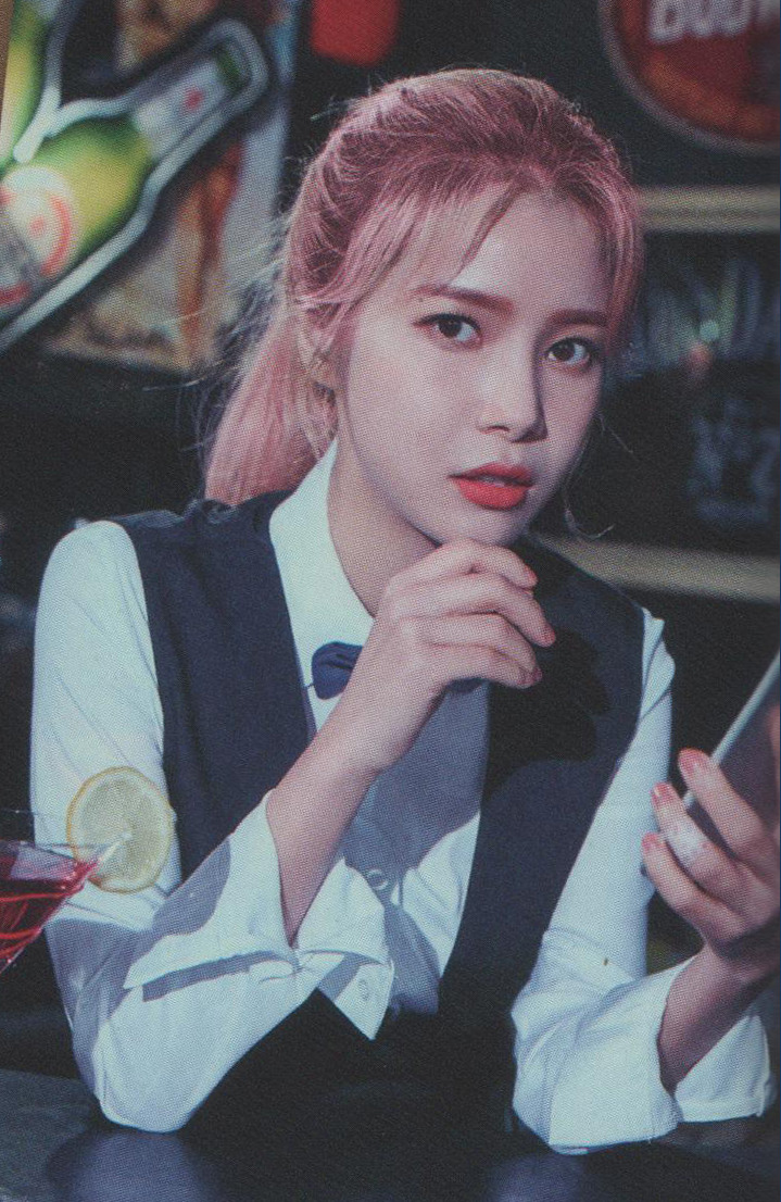 金容仙制服写真