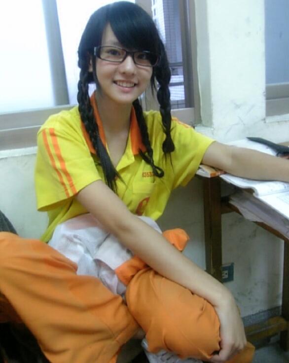 陈语安学生时代照片