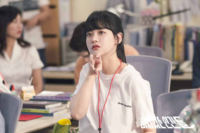 有瑕疵的人们剧情介绍 有瑕疵的人们剧照