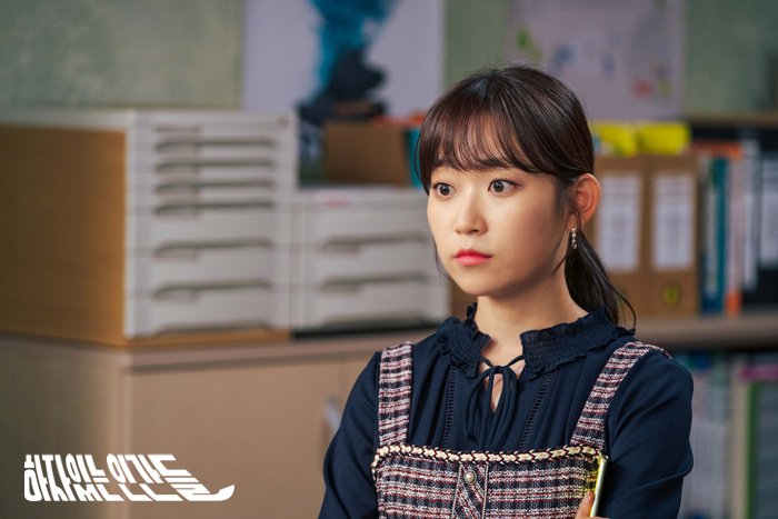 有瑕疵的人们剧情介绍 有瑕疵的人们剧照