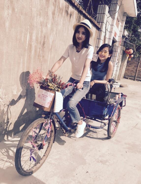 程小蒙朋友合照