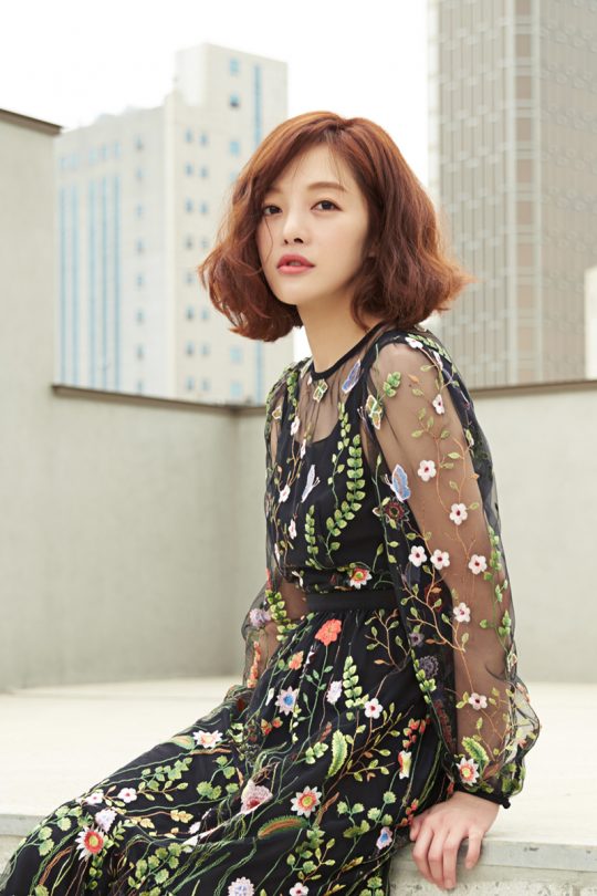 黄宝拉个人写真