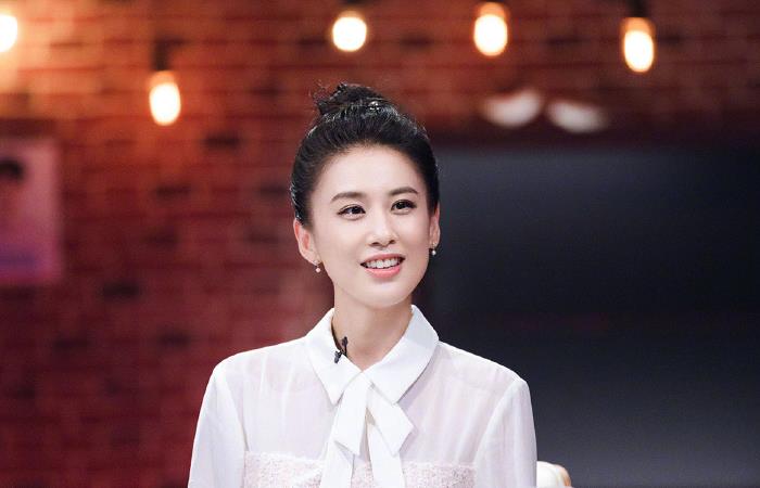 黄圣依综艺节目照