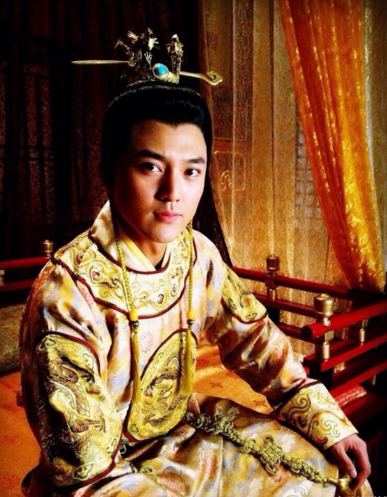 田峻丞古装剧照