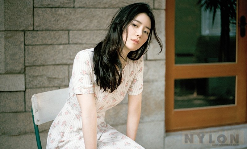林智妍Nylon杂志画报写真