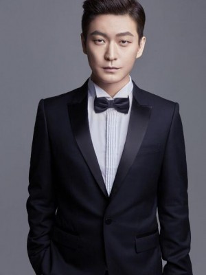 李泓良