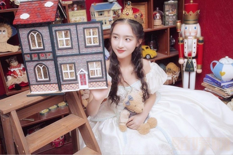 邓恩熙个人写真