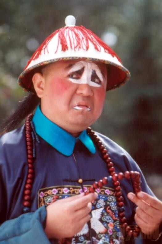 梁冠华古装剧照