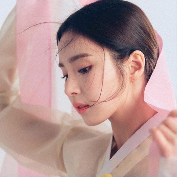 申世景韩服装写真