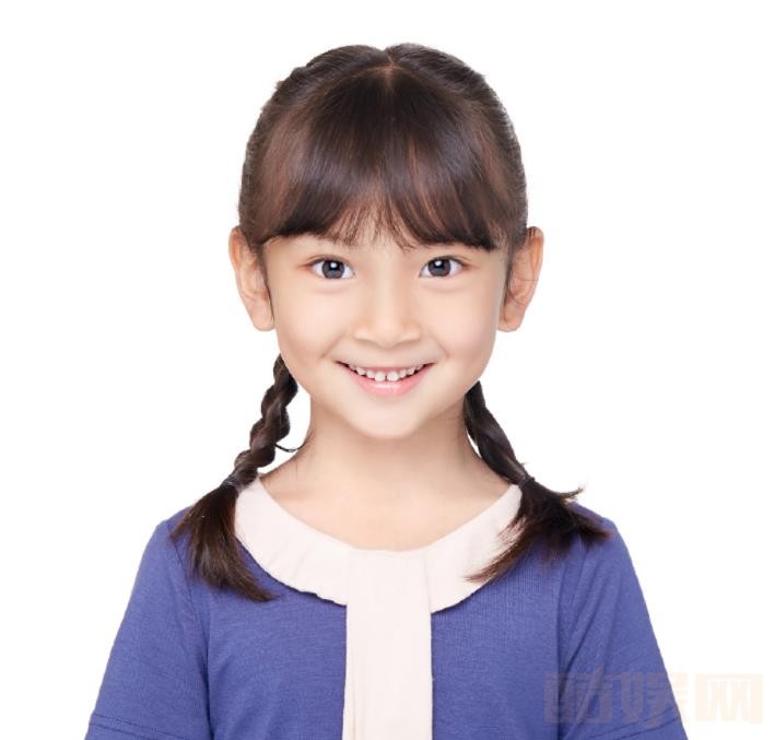 张熙然个人写真