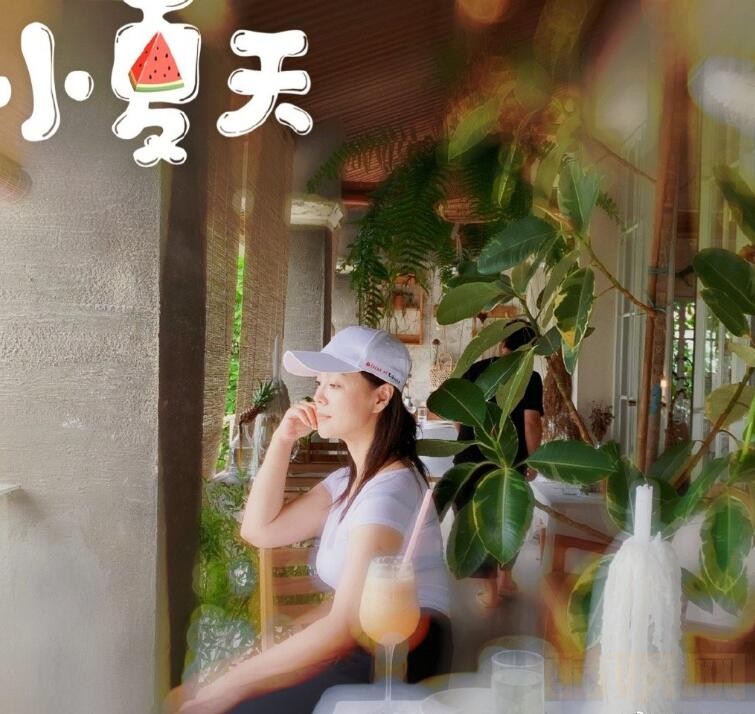 荣蓉个人资料简介 荣蓉生活照